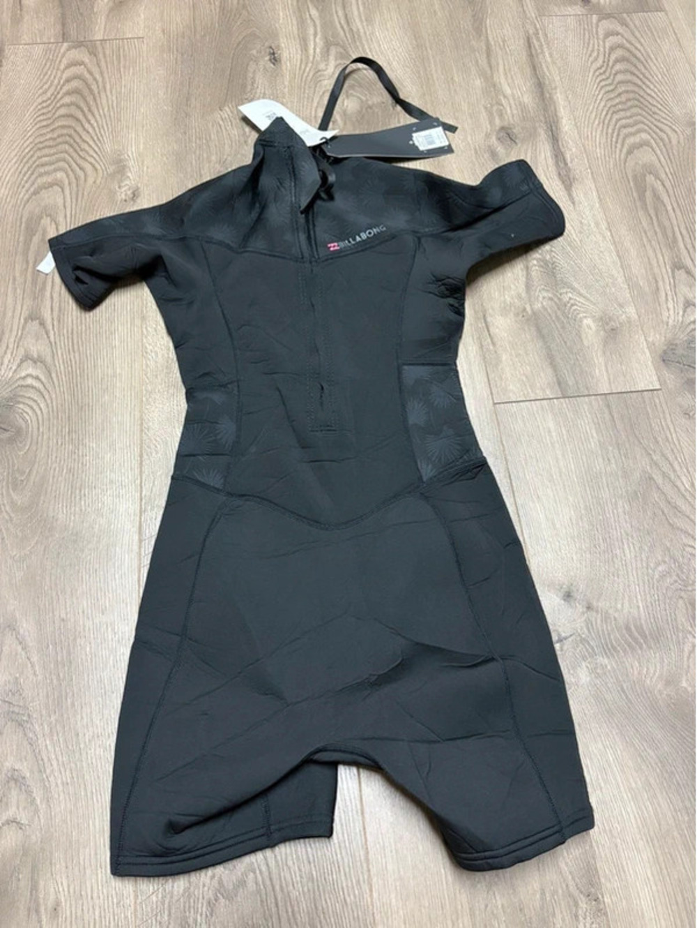 Billabong Women's Wetsuit Synergy BZ Short Sleeve Size 6 Black NWT